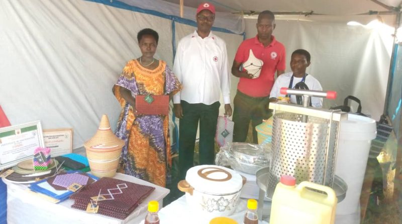 Nyagatare:Croix Rouge y’u Rwanda yitabiriye imurikabikorwa  ryateguwe na JADF